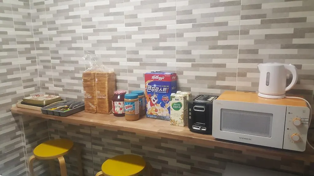 Myeongdong Time Hostel Seul Güney Kore